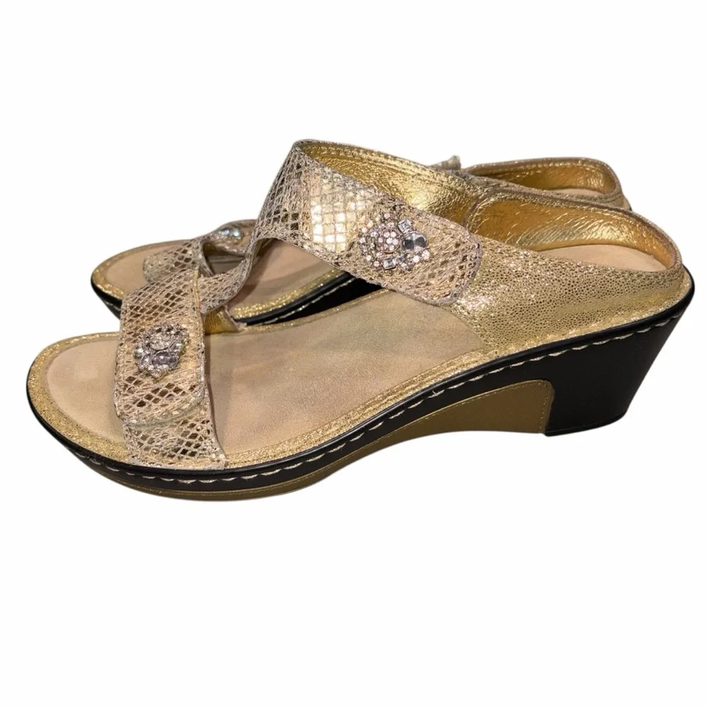 Alegria Lara Gold Metallic Snake Print Wedge Slide Sandals Shoes size 39